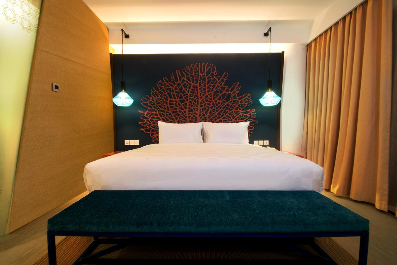 Hue Hotels And Resorts Boracay Managed By Hii Manoc-Manoc Exterior photo