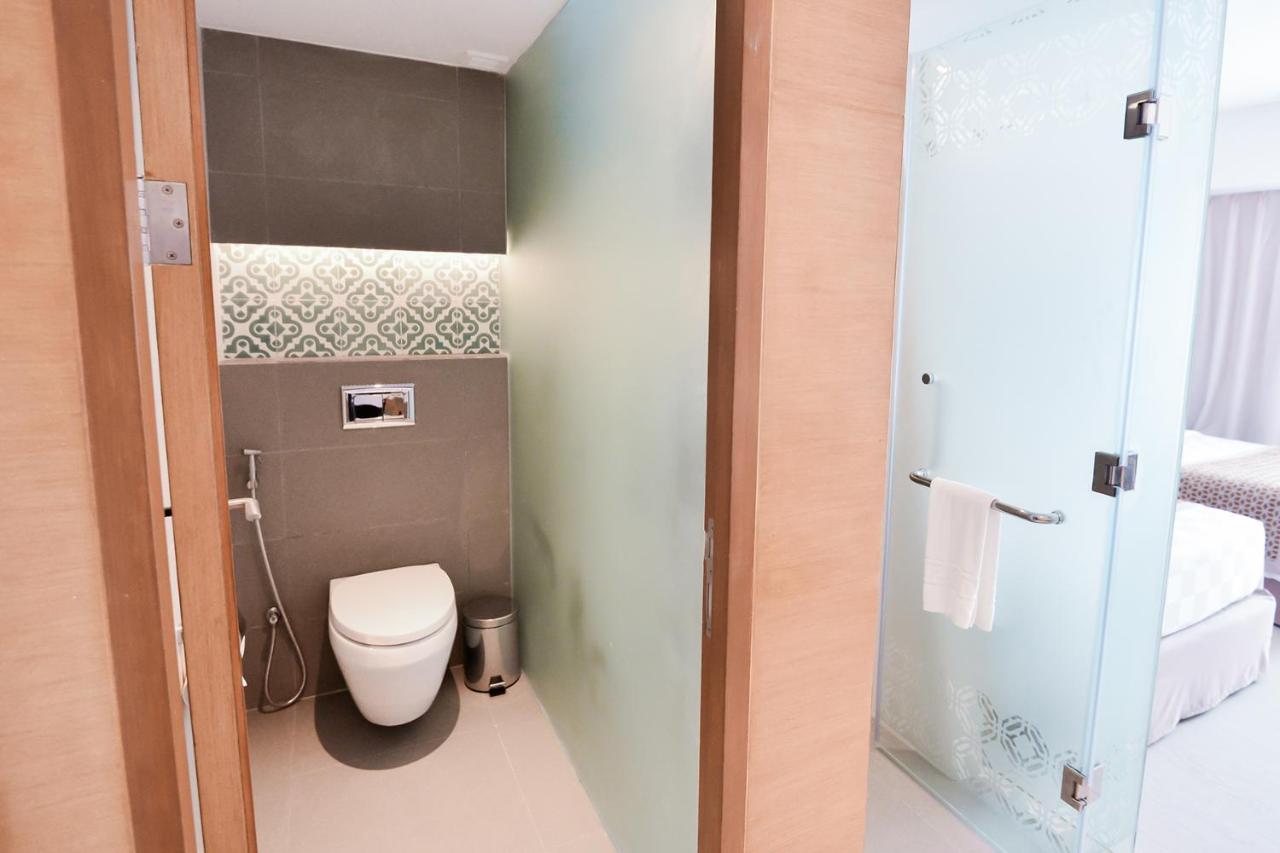 Hue Hotels And Resorts Boracay Managed By Hii Manoc-Manoc Exterior photo